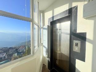 Golden Oren Hotel & Spa Darjeeling Hotel in Darjeeling