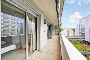 Exceptional 3BDR/6P apt - View of the Eiffel Tower Hotel in Paris