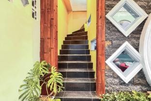 RedDoorz @ Ingan Cio Homestay Berastagi Hotel in Indonesia