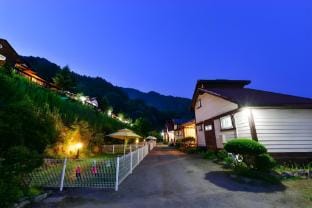 Haneulgwa Ddang Sayiae Dog Pension Bed and Breakfast in Gyeonggi-do