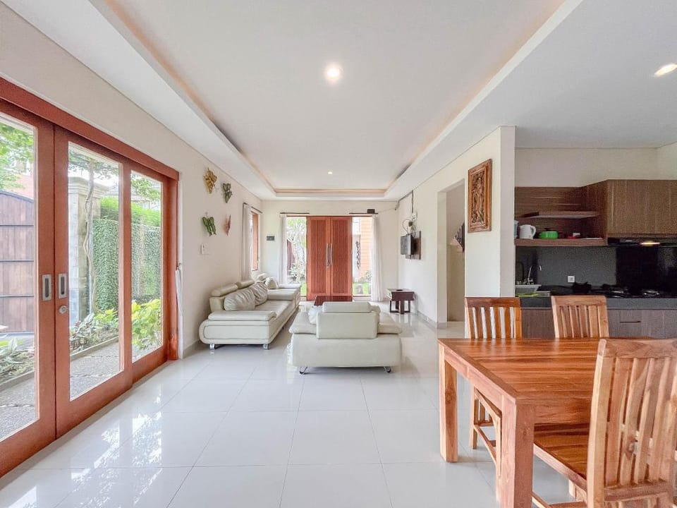 3BR Magnificent at Villa Casa De Uli By Travelio Villa in Bali