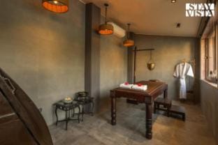 StayVista at The Birdwood Estate Villa in New Delhi