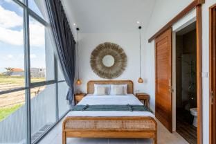 Canggu 2BR Private Pool Sunrise Bliss #15 Villa in North Kuta