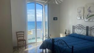 House by the Sea  Villa in Marina di Mancaversa-Giannelli