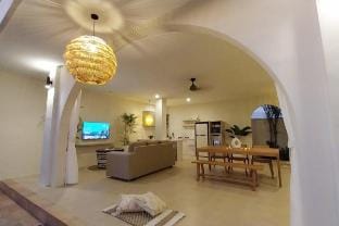Villa Indah Canggu 1 – Mediterranean 4BR P/Pool Villa in North Kuta