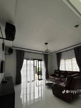 Villa Rayyka77 Villa in Cisarua