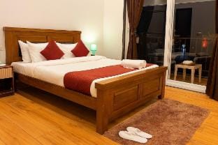 Asmeera Stays 3 BHK IreneVilla wth Jacuzzi pool Villa in Lonavla