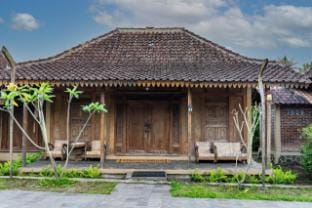 Cottage Deluxe Joglo Lesung Villa in Special Region of Yogyakarta