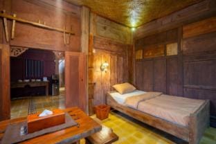 Limasan House Joglo Lesung Villa in Special Region of Yogyakarta