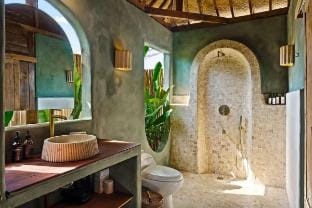 Casa De Beso Art Villa With Private Pool Bingin, Uluwatu Villa in Bali