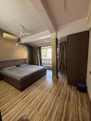 Sunshine Villa, Khatri Park, Lonavala Villa in Lonavla