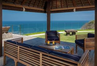 The Surga Villa Estate - Clifftop Villa Villa in Bali