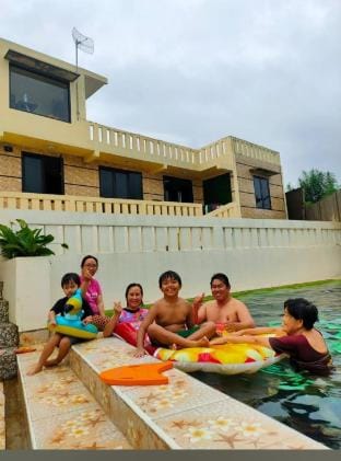 RD COTTAGE VALLEY Villa in West Java