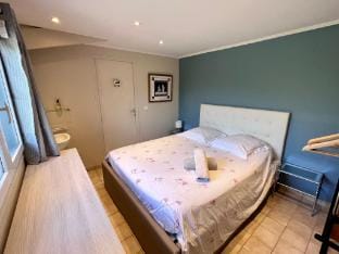 Superb Villa Antibes Juan Cannes Heated Pool Villa in Antibes
