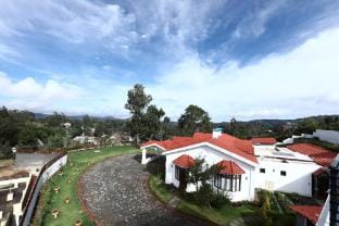 7 BHK Luxury Heritage Villa | Rock Ooty Villa in Ooty