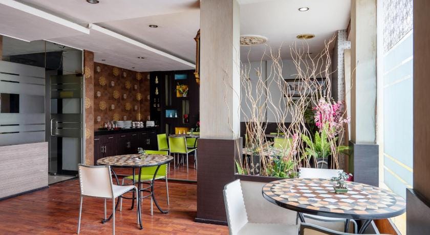 Majestiq Hotel By TripleTree Hotel in West Sumatra, Indonesia