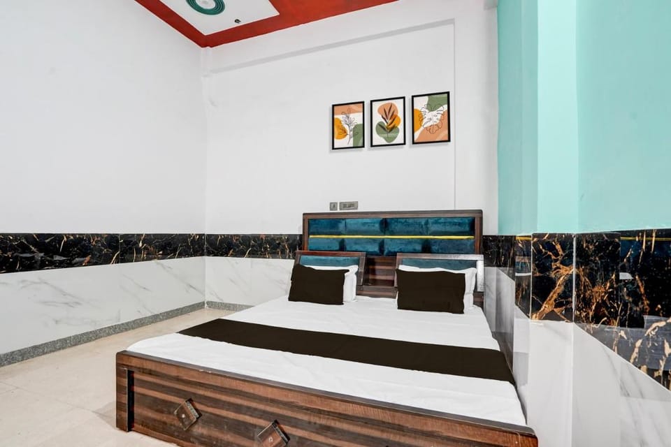 SPOT ON S S HOTEL & RESTAURANT Hotel in Uttar Pradesh