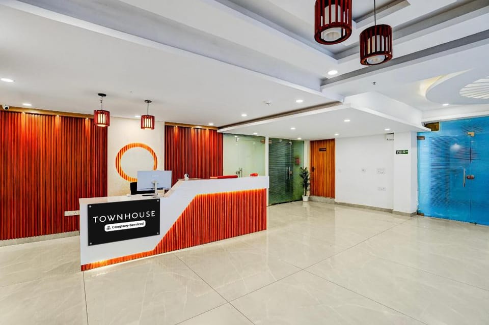 Townhouse Oak Sector 18 Metro Station Formerly Raasha Inn Hotel in Noida