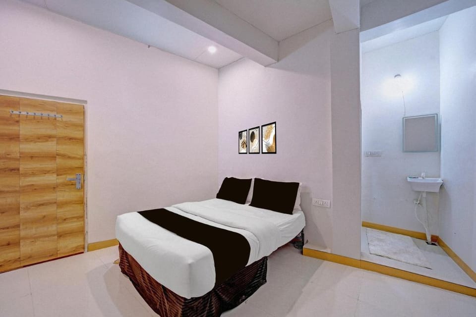 SPOT ON Hotel Mahek inn Hotel in India