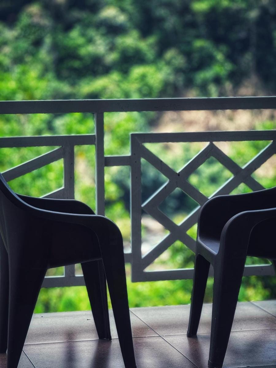 Skybz Resort - Mankulam Hotel in Kerala