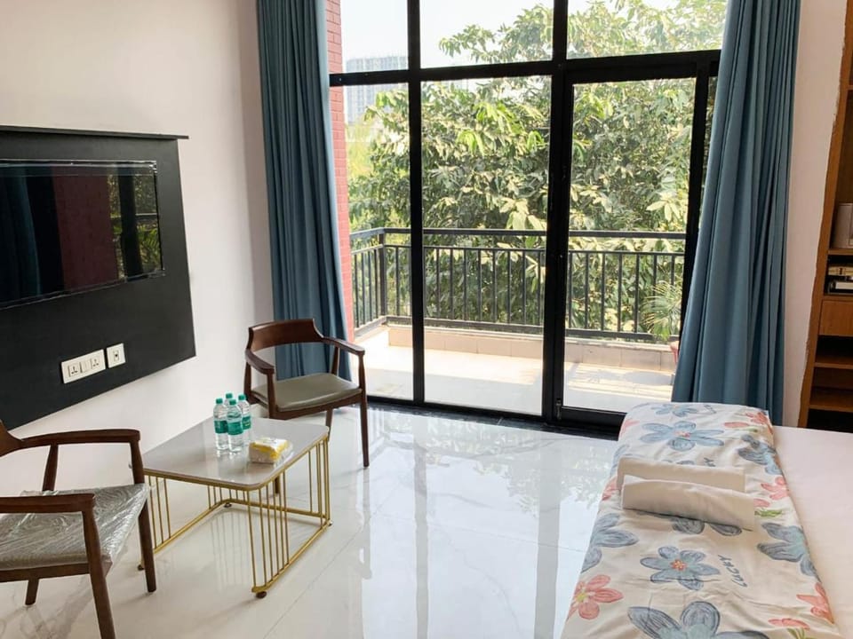 Akd Homes Hotel in Noida