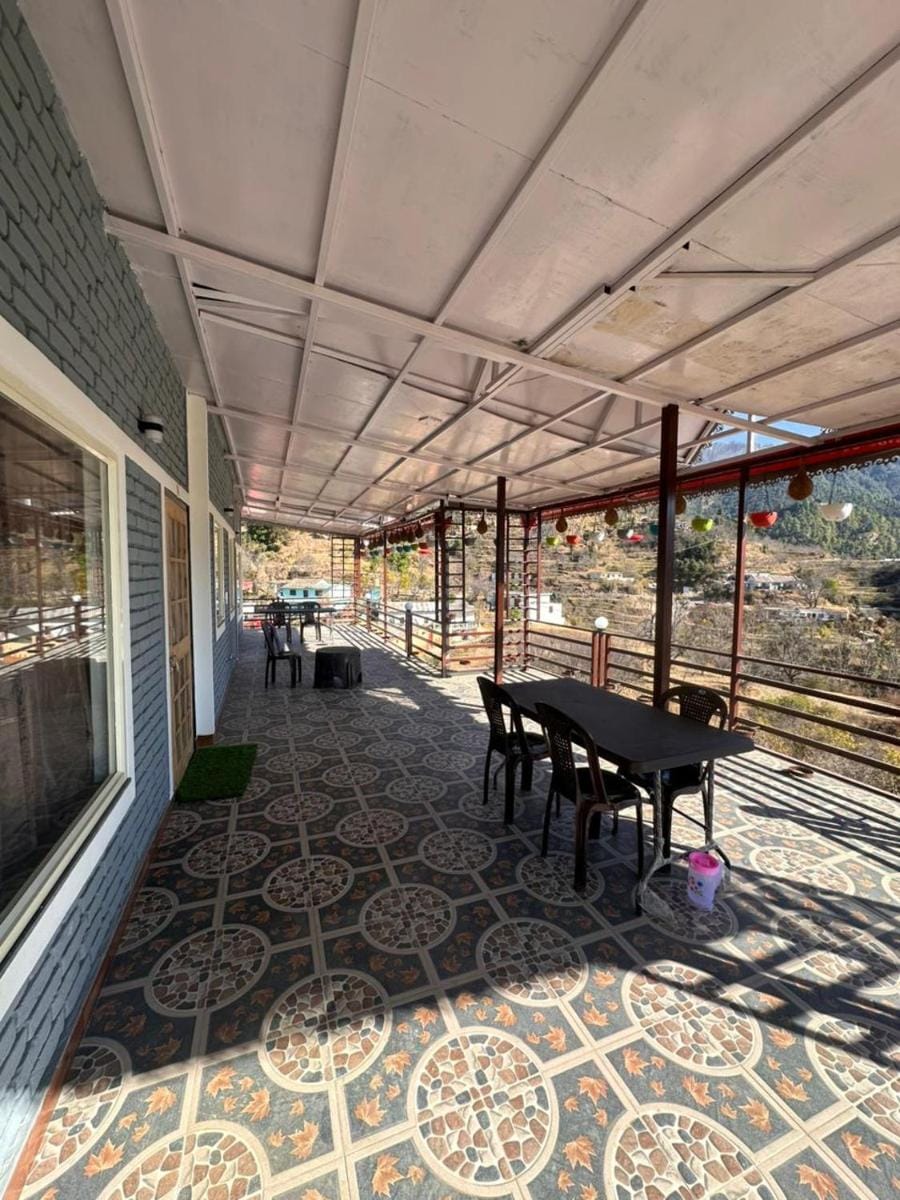 Mount view guest house Bed and Breakfast in Uttarakhand