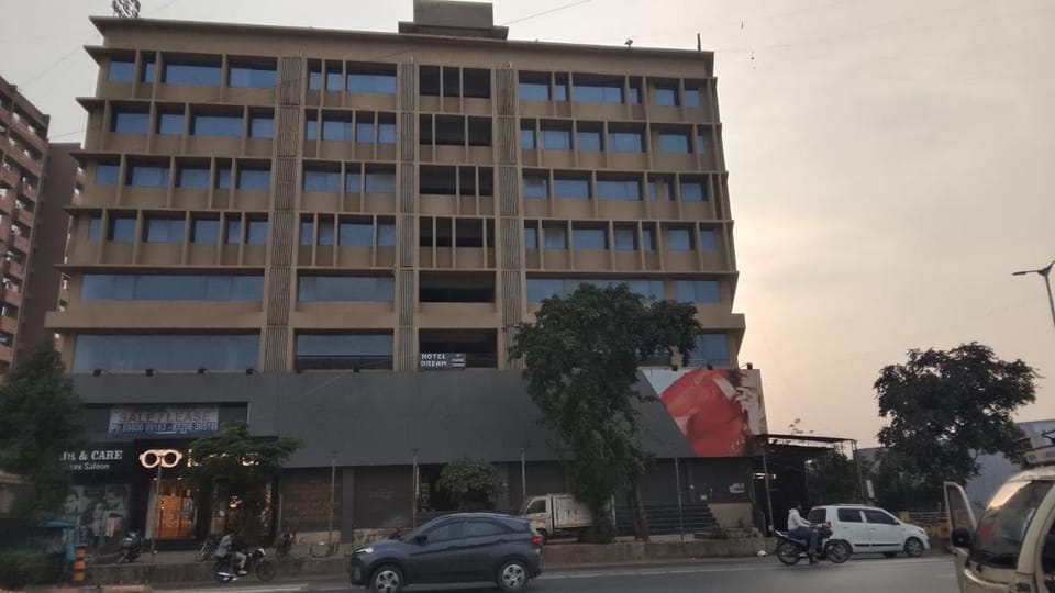 HOTEl DREAM Hotel in Ahmedabad