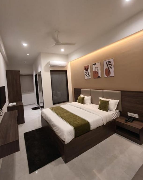 HOTEL ROYAL SKY Hotel in Gujarat