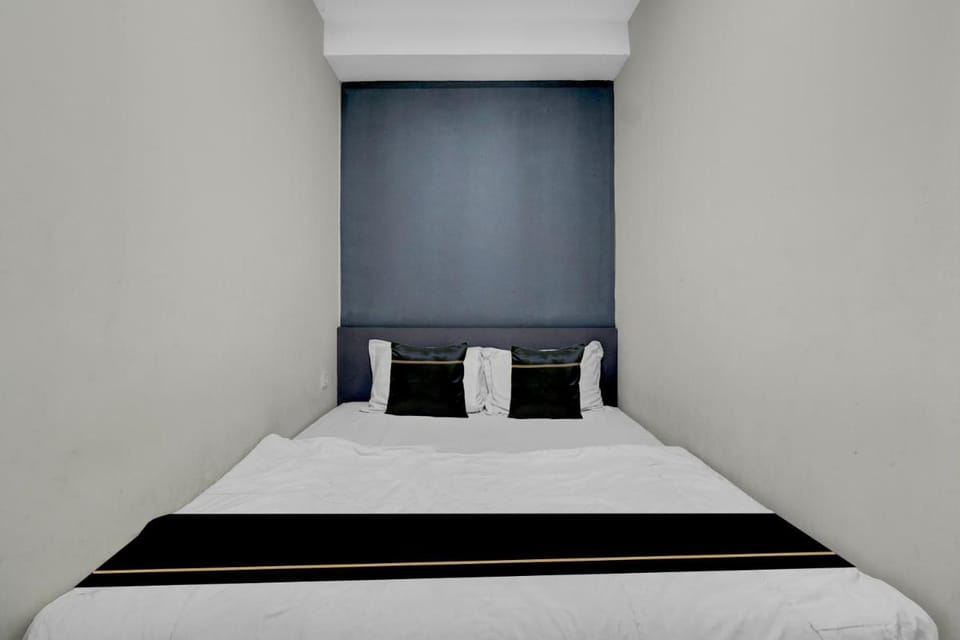 Collection O Yayah Residence Hotel in West Java