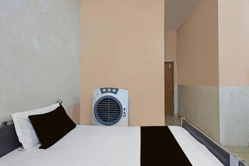 SPOT ON Yash Guest House Hotel in India
