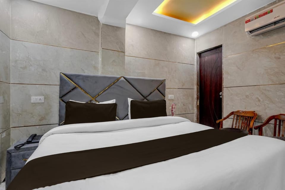 Hotel O MV Grand Guest House Hotel in Punjab, India