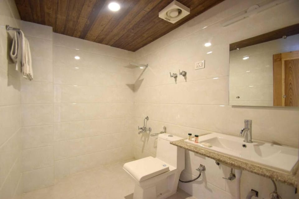 OYO 834151 French House Hotel in Puducherry