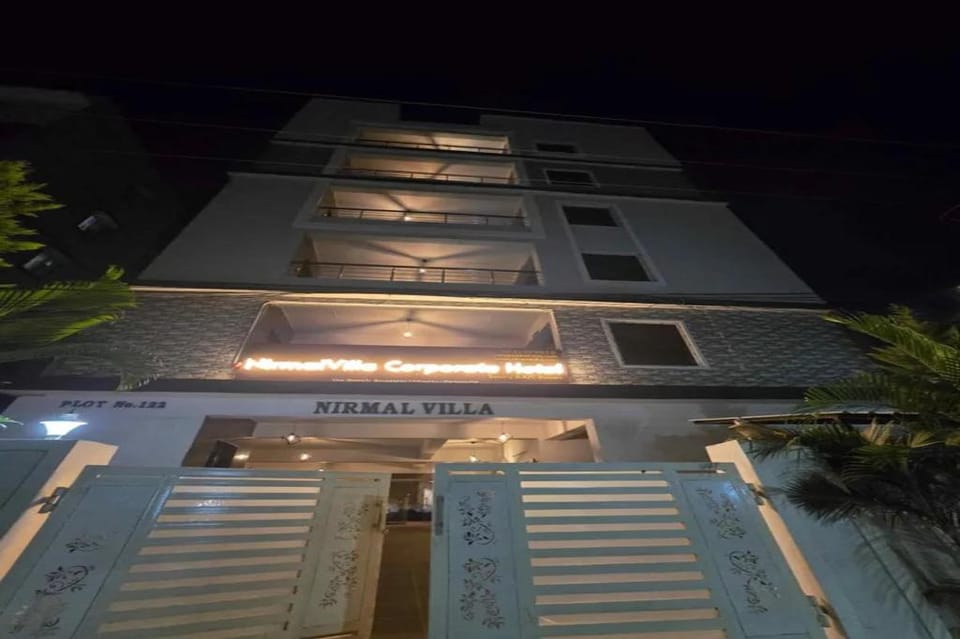 FabHotel Nirmalvilla Corporate Hotel in Hyderabad
