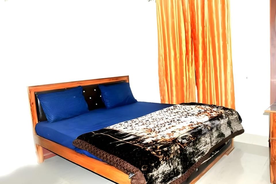 Shree Harshan Kutir Hotel in Uttar Pradesh