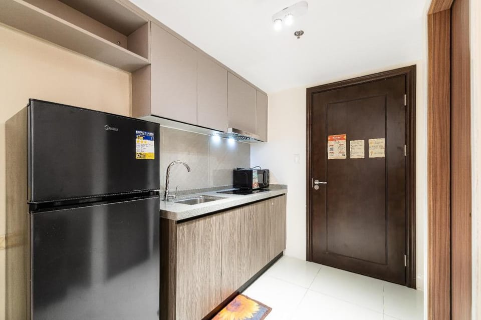 Luxurious City View near Airport, COD, and MOA Hotel in Pasay