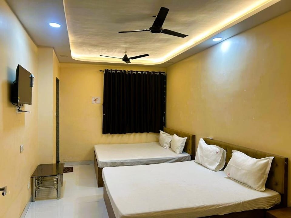 PHILIPS STAY CIT ROAD NEAR SEALDAH STATION Hotel in Kolkata