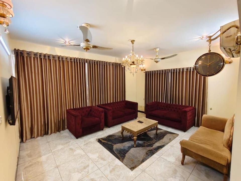 Premium Furnished Apartment- near Airport, Uttara Hotel in Dhaka