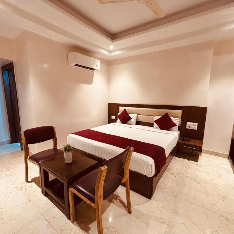 Hotel Vinayak Jagatpura Hotel in Jaipur