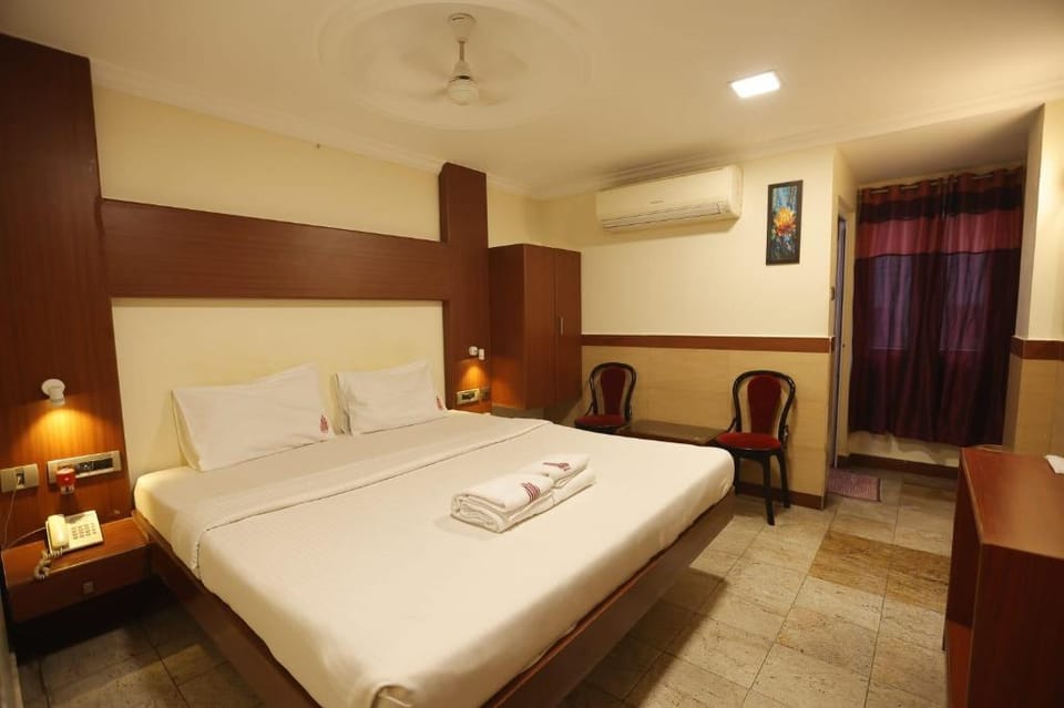 Everest Park Residency Hotel in Tamil Nadu