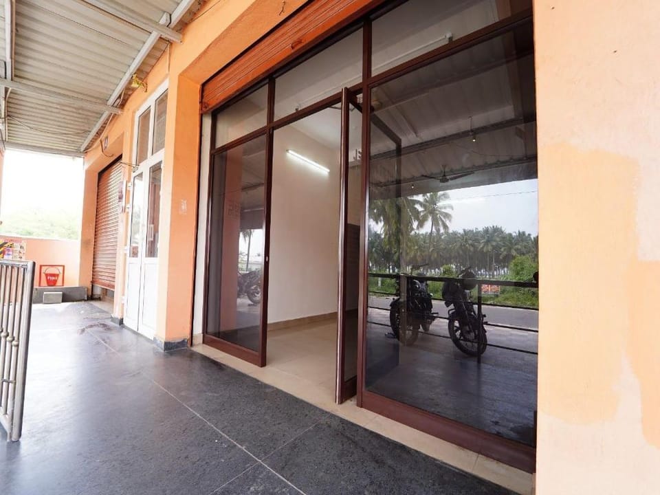 POP 84184A Impression Inn Hotel in Coimbatore