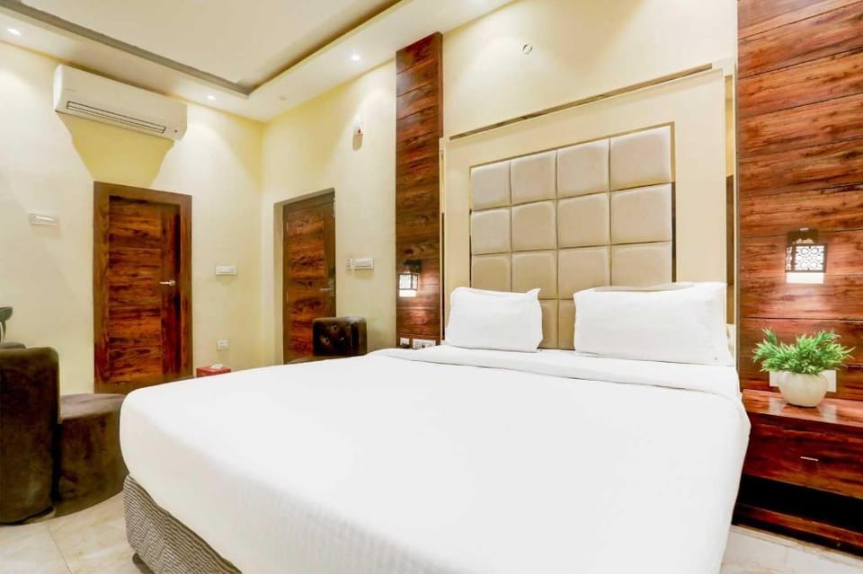 POP 84018J Vijay Shree Marriage Hall Hotel in India