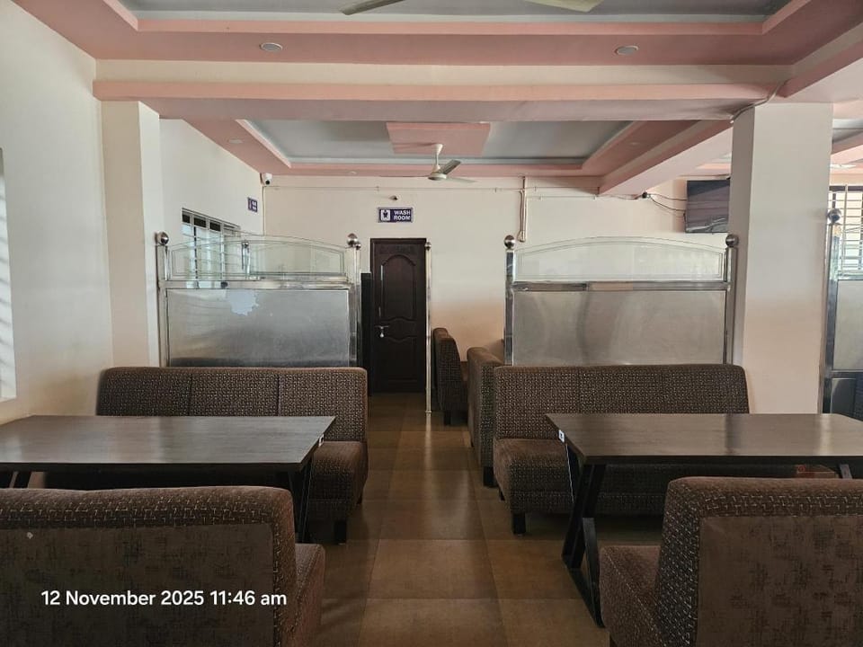POP 84182A Hotel Sharavati Lodge Bar & Restaurant Hotel in Karnataka