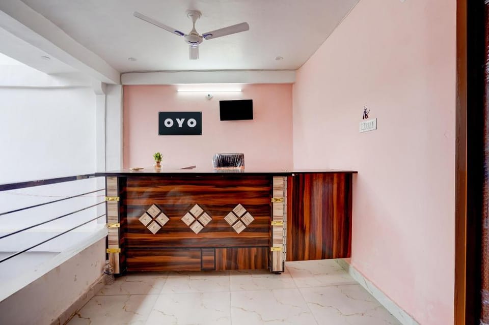 SPOT ON Hotel Aagman Inn Hotel in Uttar Pradesh
