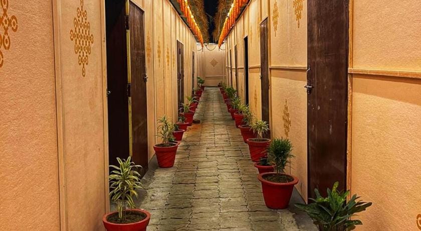 Kalpvas Dorm And Rooms Hotel in Uttar Pradesh