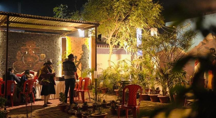Kalpvas Dorm And Rooms Hotel in Uttar Pradesh