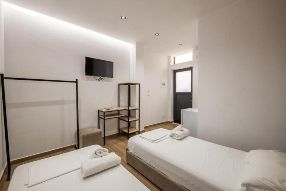Azure Bay Resort Bed and Breakfast in Sarandë