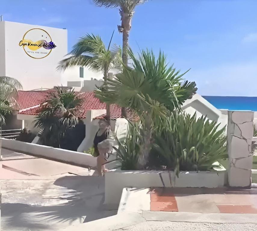 New Casa Blanca San Andres Hotel in La Loma