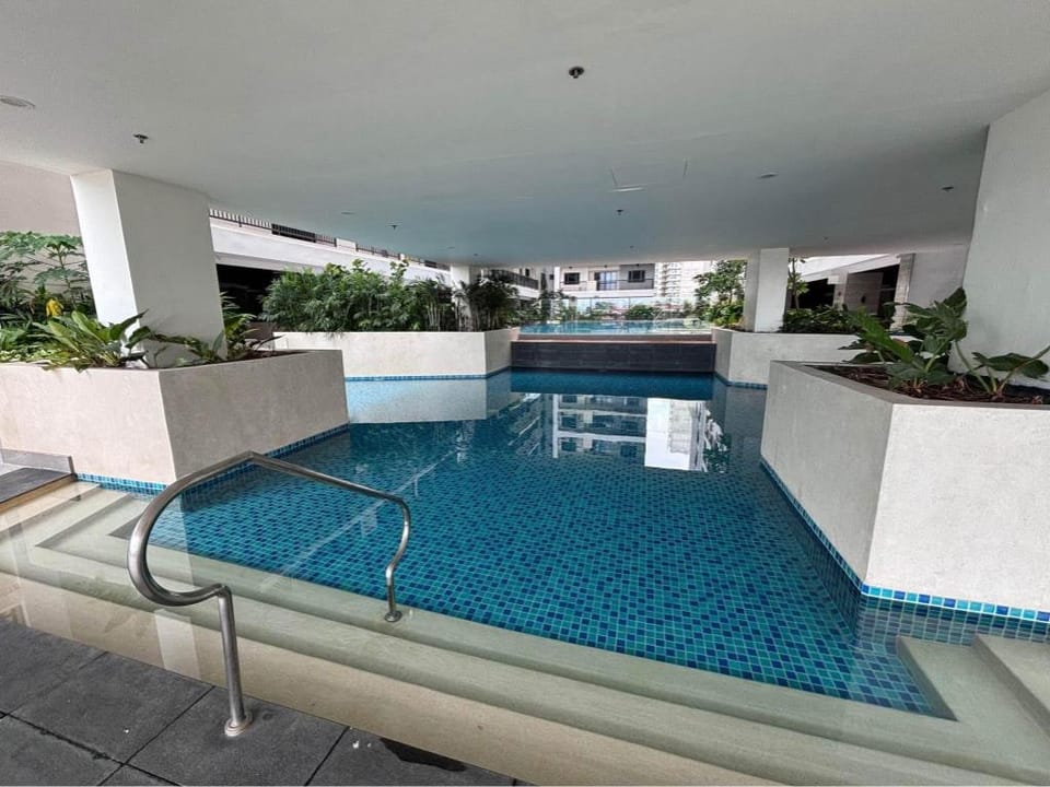Sunnyplace Residences 1 BR Near NAIA Airport Hotel in Pasay