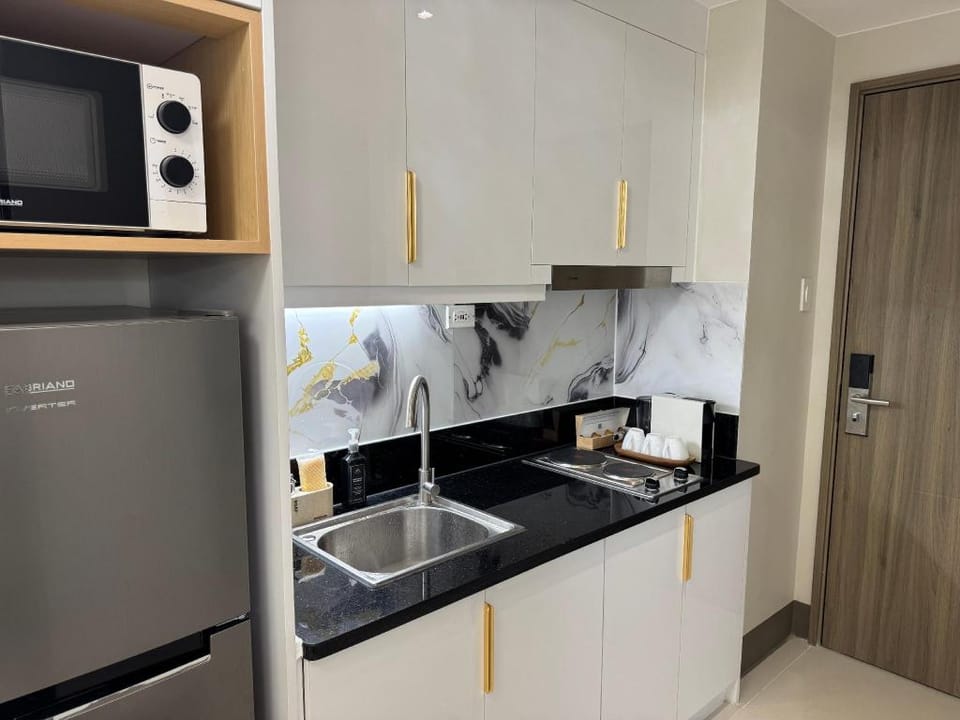 Shiok Luxe Haven Hotel in Mandaluyong