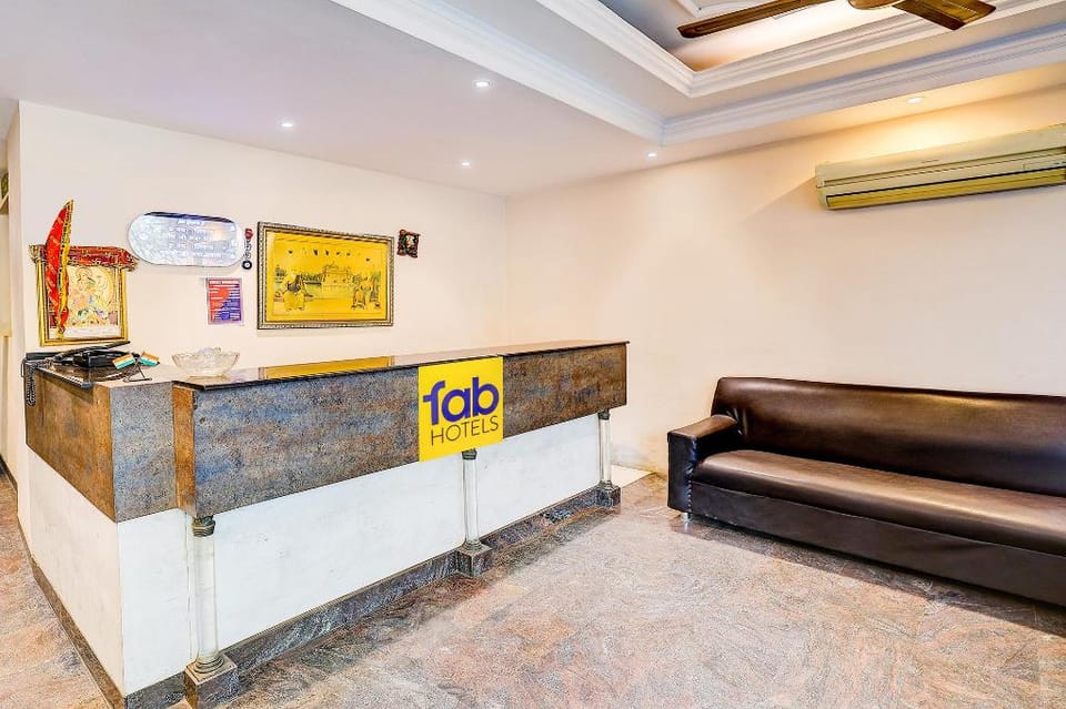 Via Gold Palace Hotel in Delhi